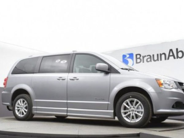 Mobility Vehicle for Rent - Dodge Power Foldout XT