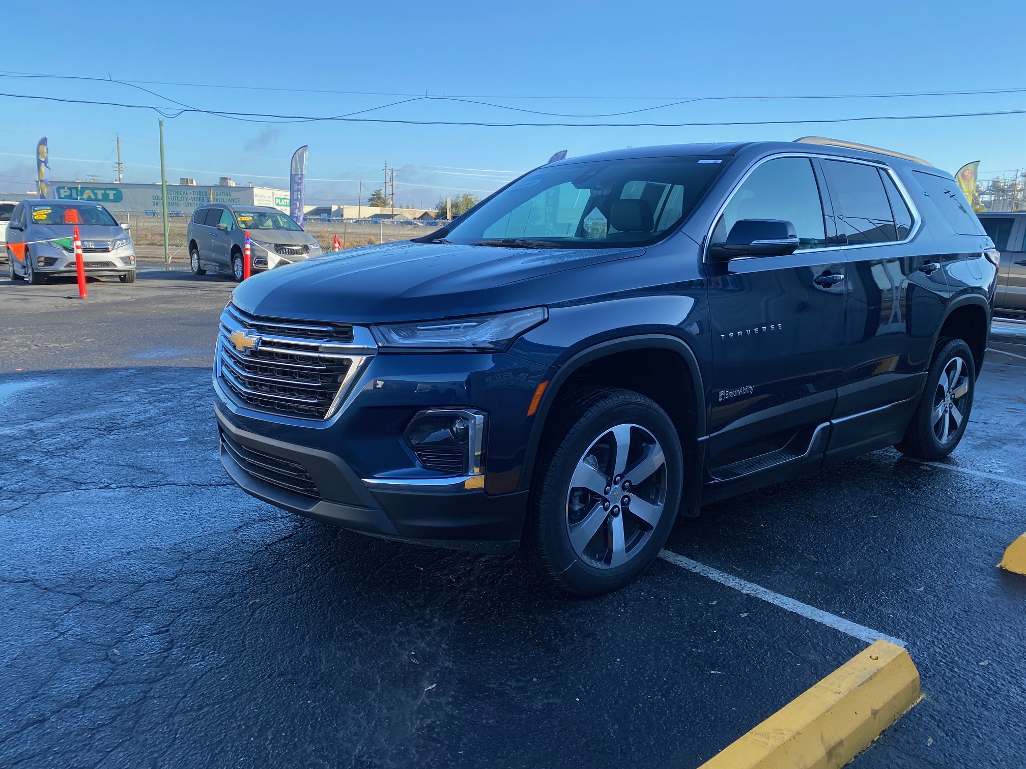 NEW 2023 Chevrolet Traverse 3LT Modesto Mobility Center
