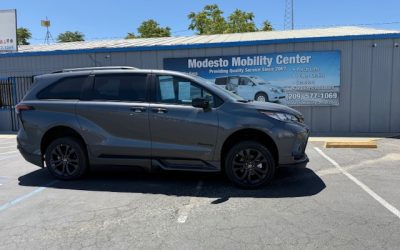 NEW 2025 Toyota Sienna XSE Sport