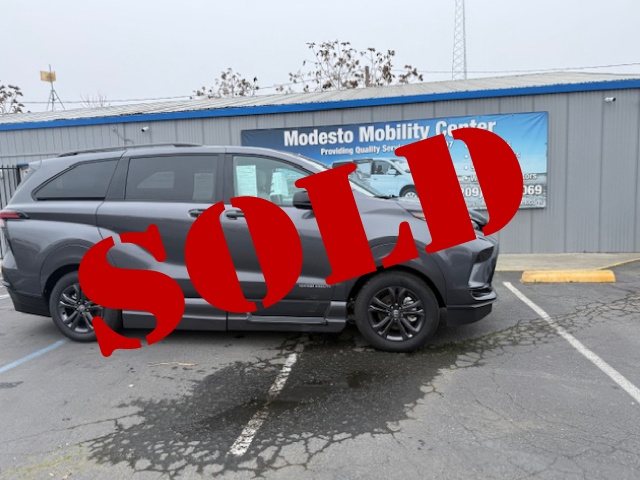 New- 2025 Toyota Sienna Hybrid XSE AWD sold