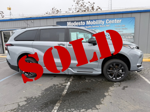 New 2025 Toyota Sienna Hybrid XSE