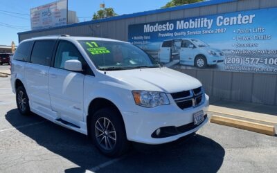 Used 2017 Dodge Grand Caravan SXT